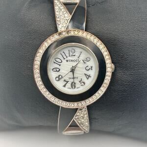 WINCCI Black Silver Crystals Mother Pearl Women’s Fashion Watch 33mm Working